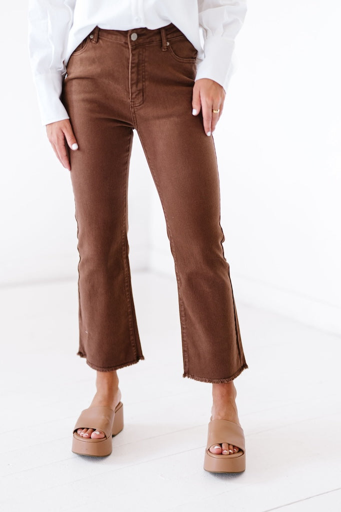 Bridgeport Cropped Jeans